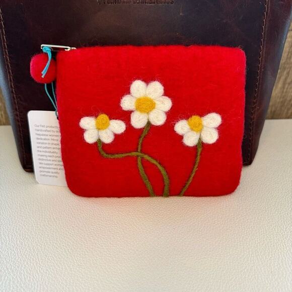 Felted Wool Coin Purse Wallet Key Holder Purse Charm New FAST SHIP - Picture 1 of 4